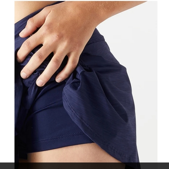 Venus Eleven Flutter Skirt Med Navy Blue - Picture 2 of 6